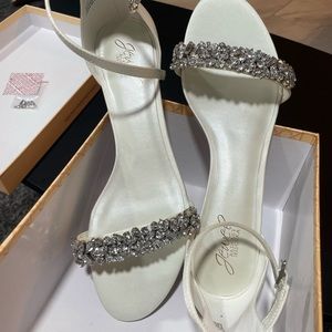 Badgley Mischka Jewel Wedge Sandals in Ivory